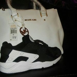 Huranche with michael kors purse