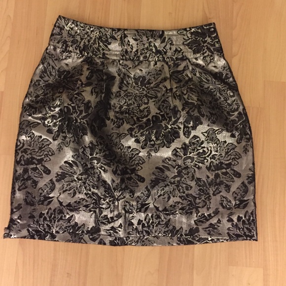 Silence + Noise silver festive skirt - Picture 3 of 4