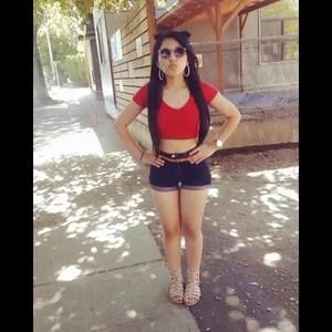 Meet your Posher, Bonnie