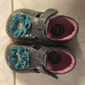 Livie & Luca toodler girl shoes for sale