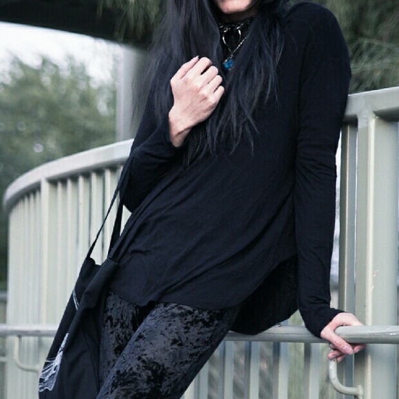 Black Longsleeve Tunic Top Hood Witchy Gothic XL - Picture 3 of 4