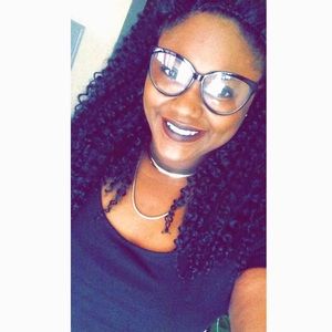 Meet your Posher, Jackie