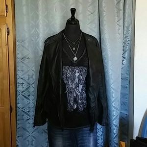 Black burnout short sleeved shirt size large