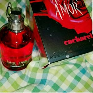 Original Amor Amor Fragrance.