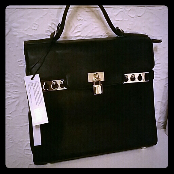 Brand New Medium Crossbody/Shoulder Bag