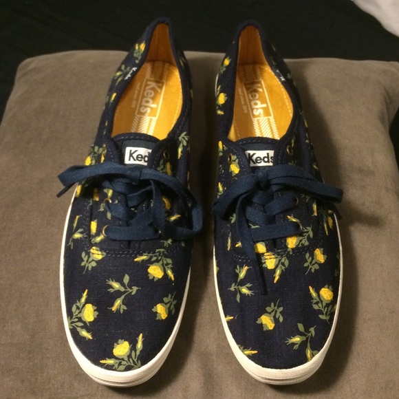 Brand new floral Keds