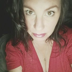 Meet your Posher, Karrie