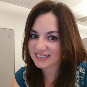 Meet your Posher, Angela