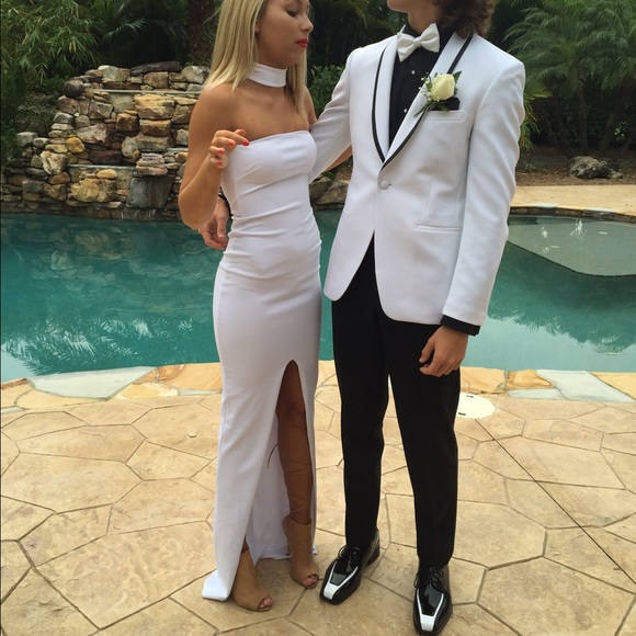 Nookie Cosmopolitan Gown - Picture 4 of 6