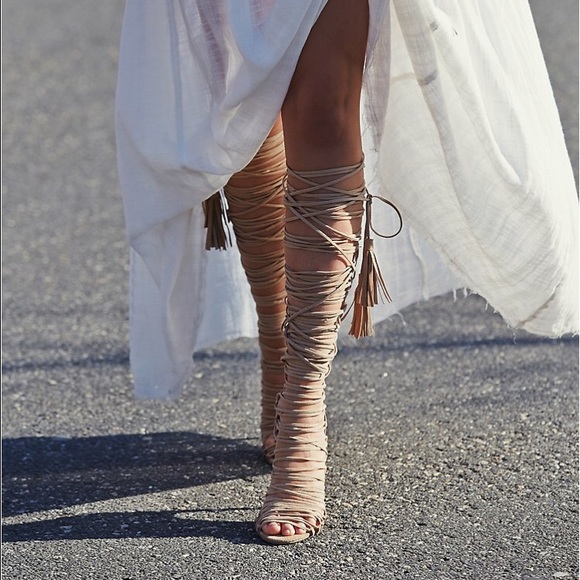 🎉1 LEFT BLOWOUT🎉Jeffrey Campbell Lace Up Heels - Picture 2 of 8