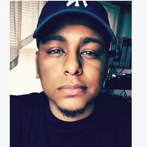 Meet your Posher, Sixto ariel