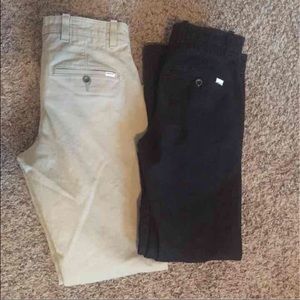 2 pair Levis chinos