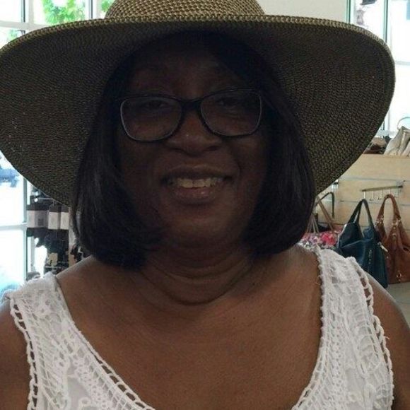 Meet your Posher, Janice