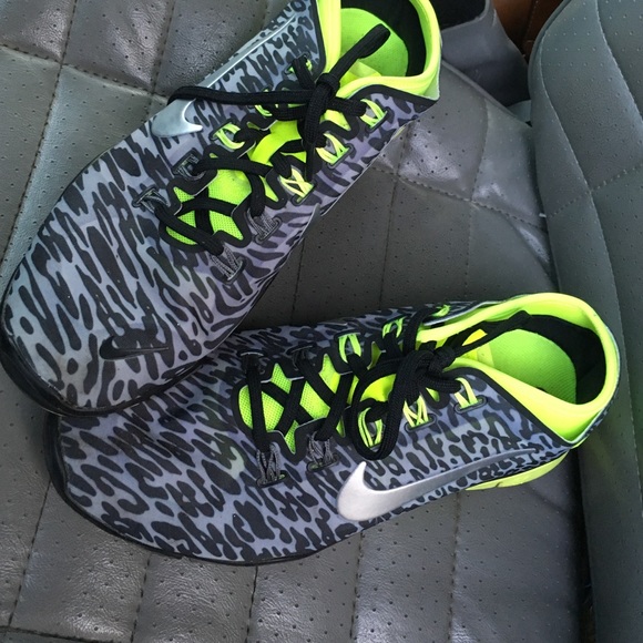 Nike Free Runs