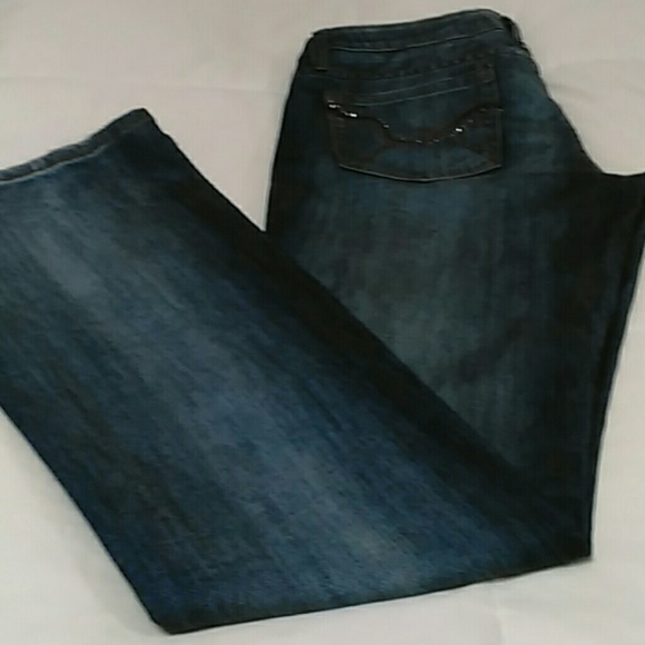 Jeans - Picture 2 of 4