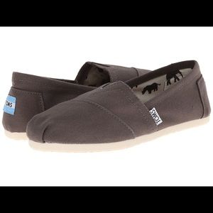 TOMS Classics