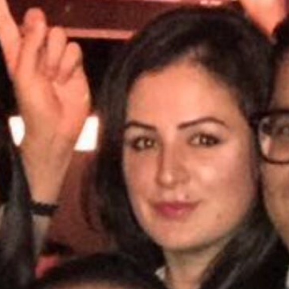 Meet your Posher, Sara - Picture 2 of 2