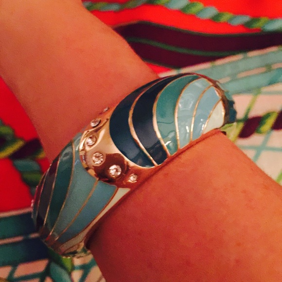 Bangle Bracelet - Picture 3 of 3