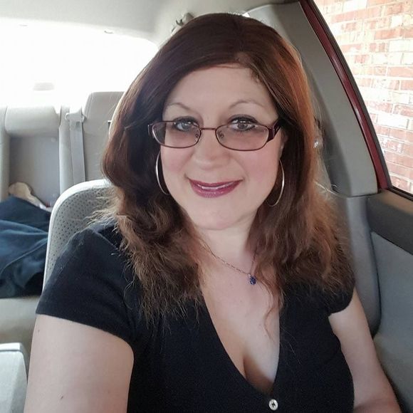 Meet your Posher, Sheila