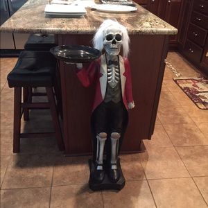 Meet your Posher, Pam