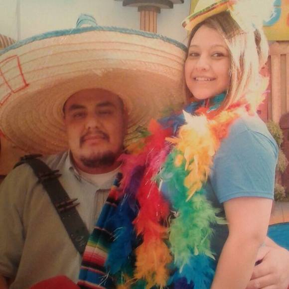 Meet your Posher, Cynthia - Picture 1 of 1