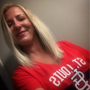 Meet your Posher, Candice