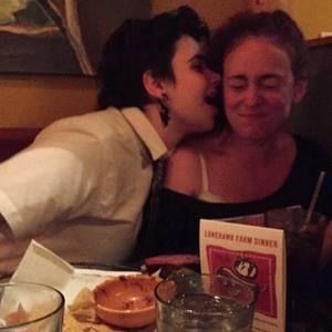 Meet your Posher, Carly