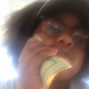 Meet your Posher, Alysia