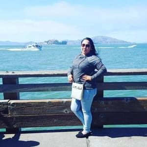 Meet your Posher, Mayra