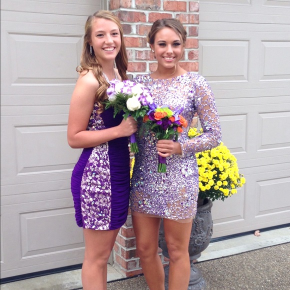 Homecoming/Prom Dress - Picture 2 of 2