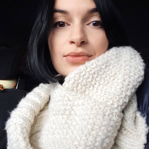 Meet your Posher, Anna - Picture 1 of 1