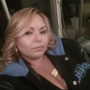 Meet your Posher, Yvette