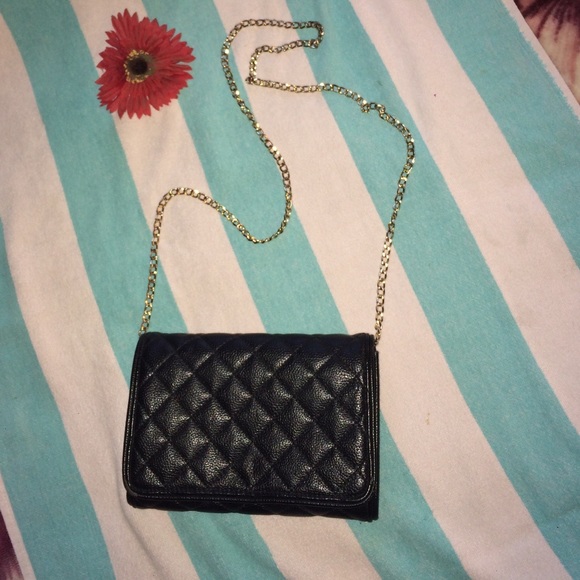 Crossover Purse