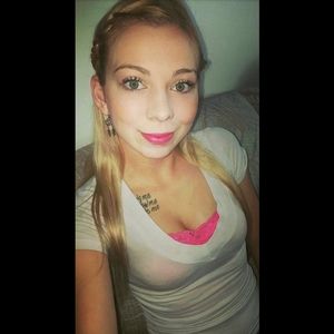 Meet your Posher, Jessica