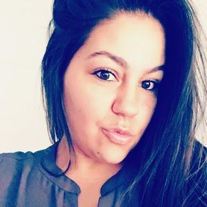 Meet your Posher, Robyn