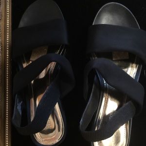 Kenneth Cole 7 1/2 M