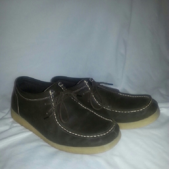 Men's brown shoes