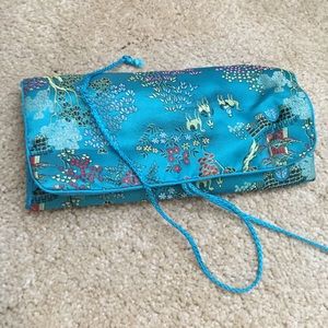 Jewelry roll for travel