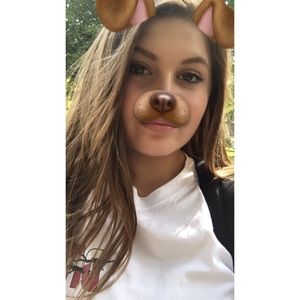 Meet your Posher, Ava