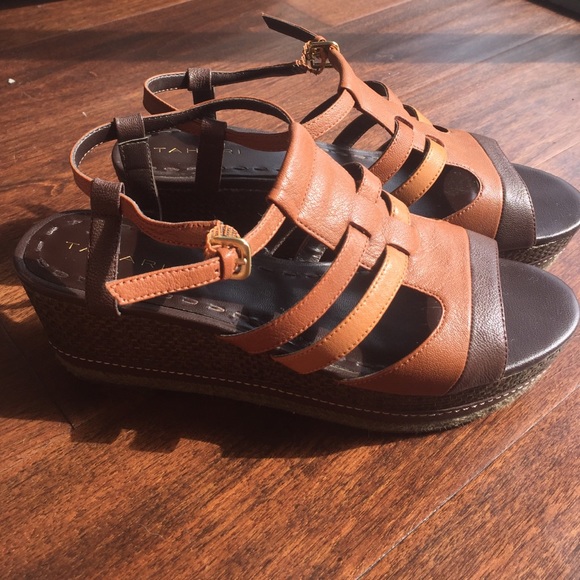Tahari brown sandals
