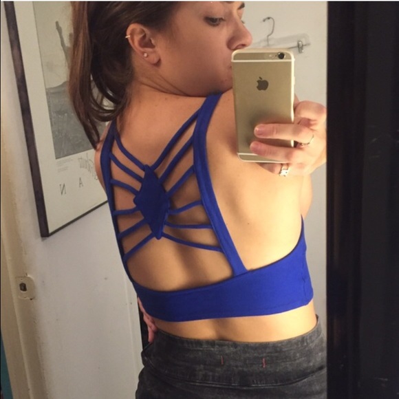 💙 CROP TOP SALE