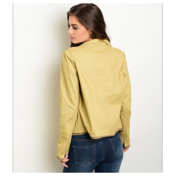 🎉HOST PICK🎉KHAKI BROWN JACKET - Picture 2 of 3