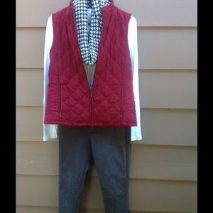 Croft & Barrow red vest, size S