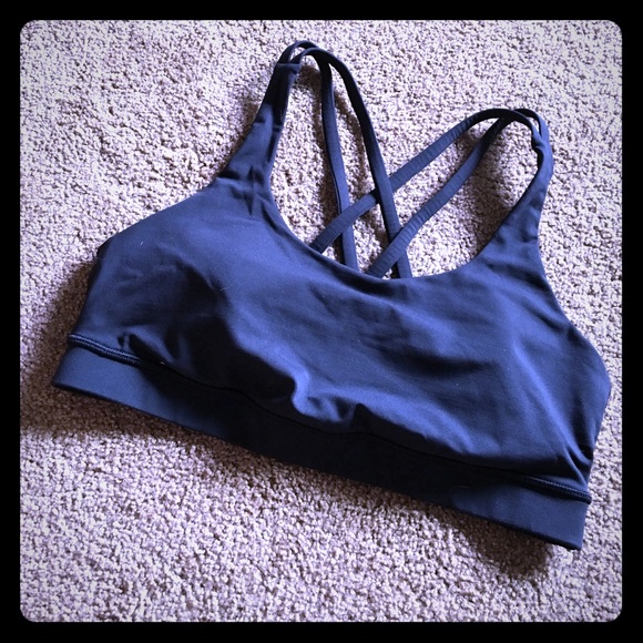 Lululemon free to be wild bra