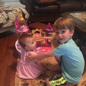 Meet your Posher, Brenda