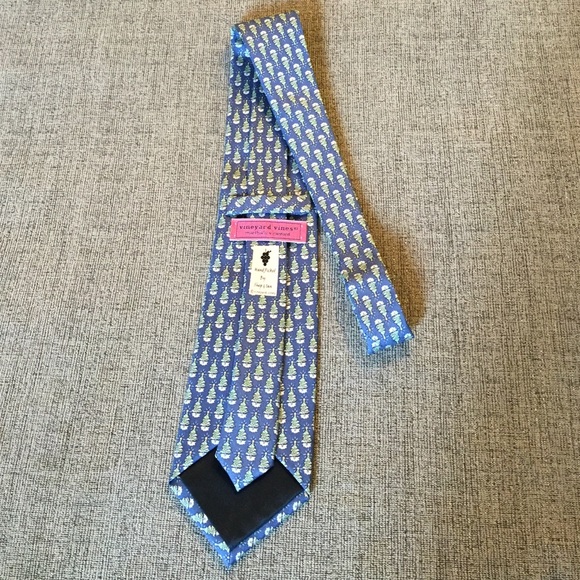 Vineyard Vines Tie