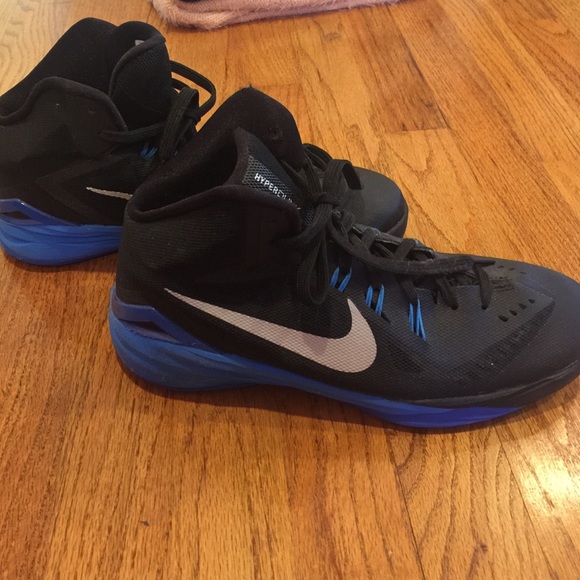 7Y shoes ! Great for everything