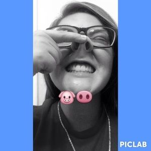 Meet your Posher, Annaliza