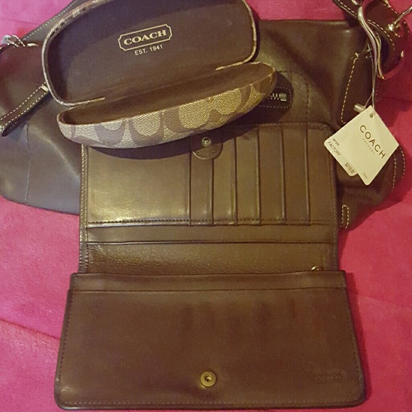 (SOLD) - Picture 4 of 4