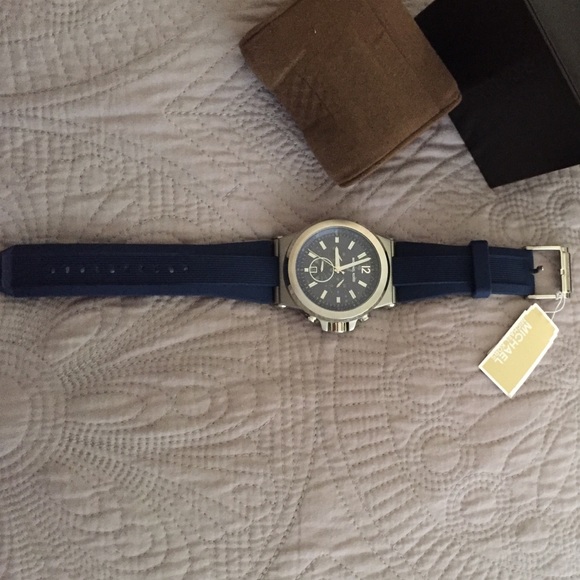 Men's MK watch - Picture 3 of 4